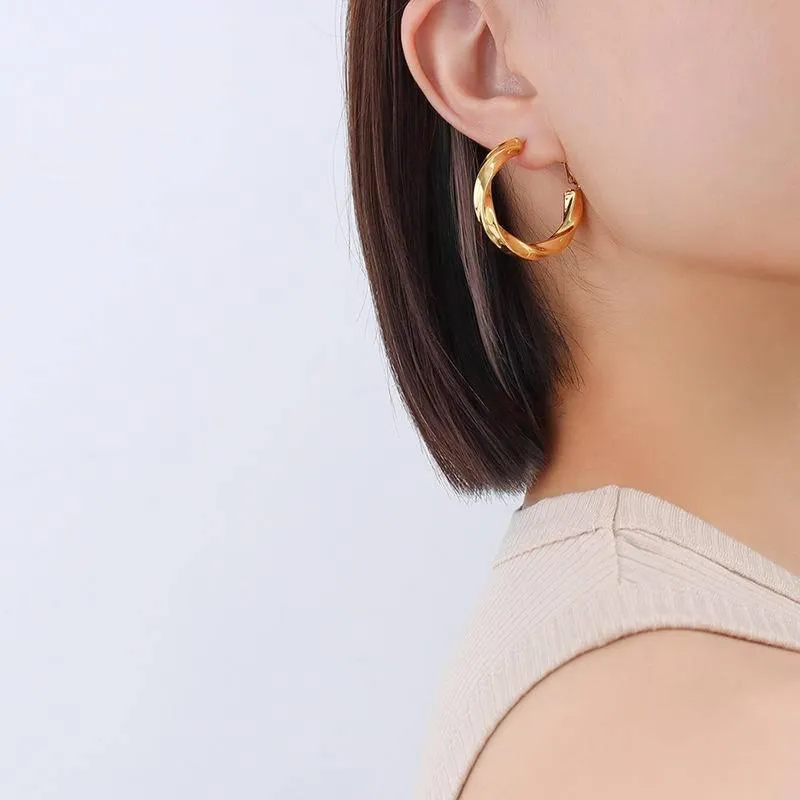 Golden twist hoop earrings