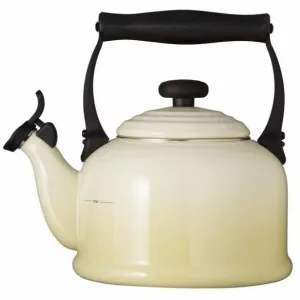 Le Creuset Traditional Kettle with Fixed Whistle 2.1L Almond