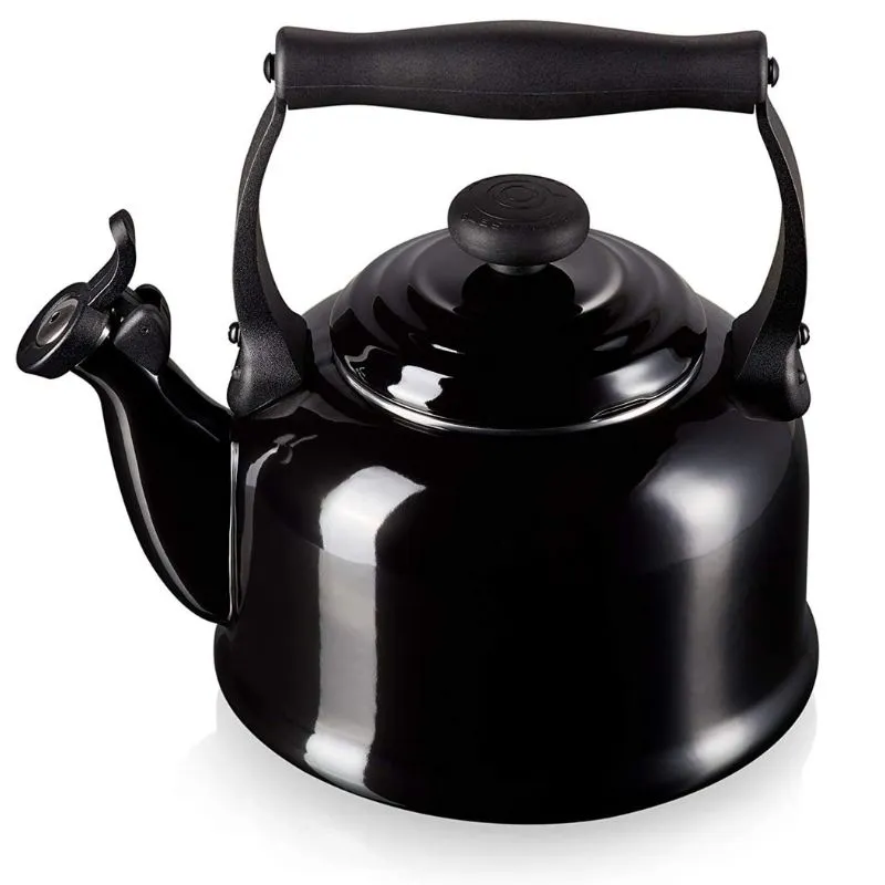 Le Creuset Traditional Kettle with Fixed Whistle 2.1L Black