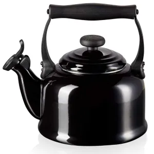 Le Creuset Traditional Kettle with Fixed Whistle 2.1L Black