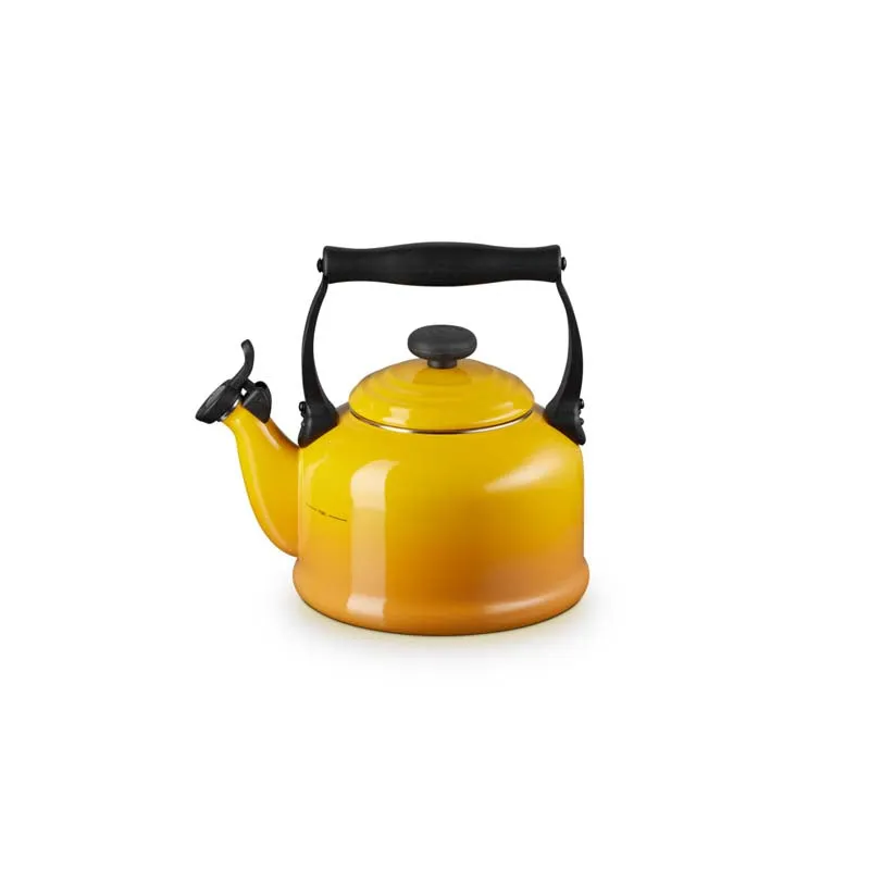 Le Creuset Traditional Kettle with Fixed Whistle 2.1L Nectar