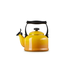 Le Creuset Traditional Kettle with Fixed Whistle 2.1L Nectar