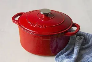 Lodge 5.5 Quart Enameled Cast Iron Dutch Oven - Red