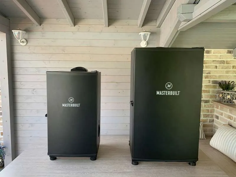 Masterbuilt Bluetooth Digital Electric Smoker 130P